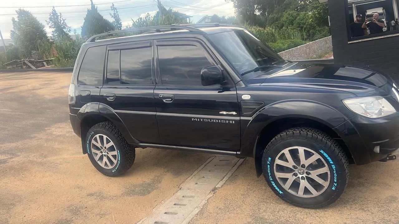 Mitsubishi Pajero TR4 2.0/ 2.0 Flex 16V 4X4 Aut. 2014 2014