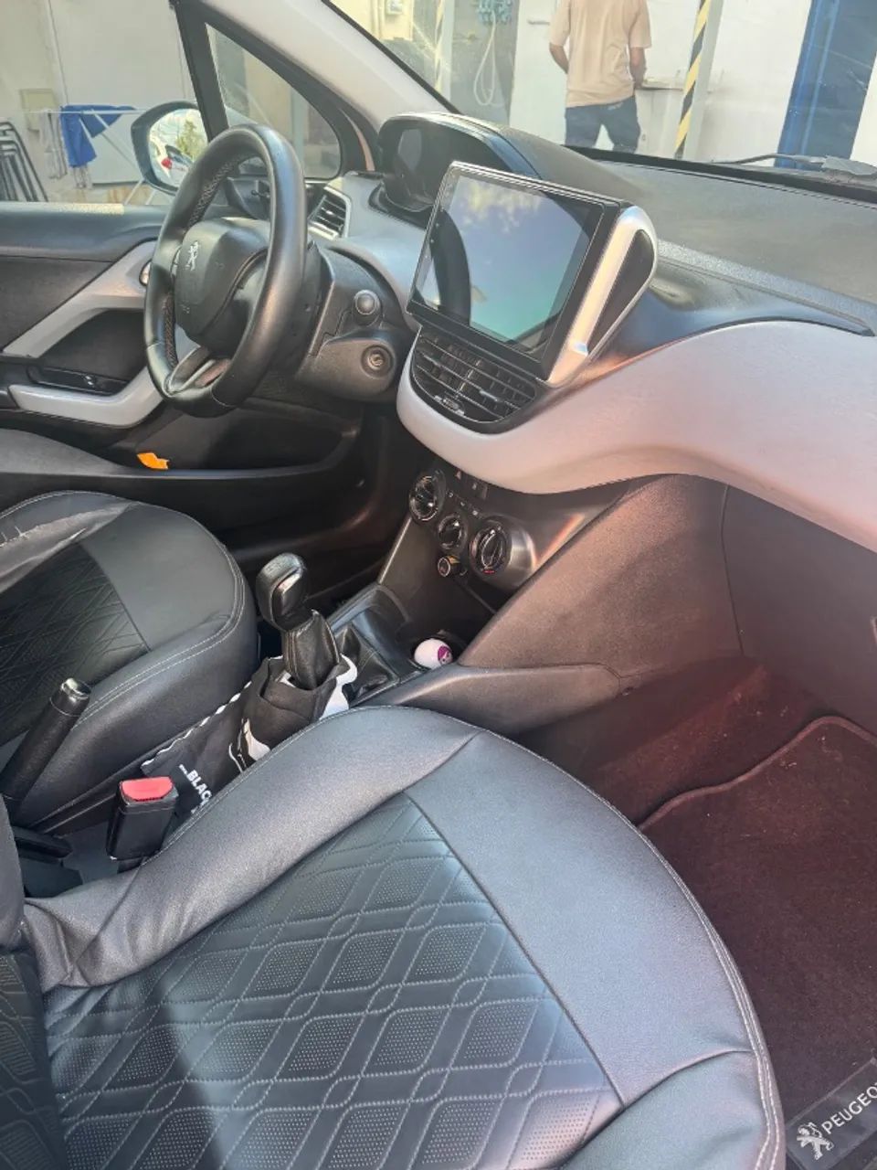 Peugeot 208 Active/active Pack 1.5 Flex 8V 5P 2014 - Foto 4