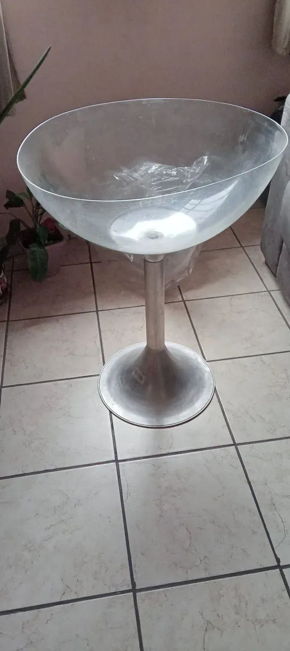 Vendo taça de acrilico para eventos  - Foto 2