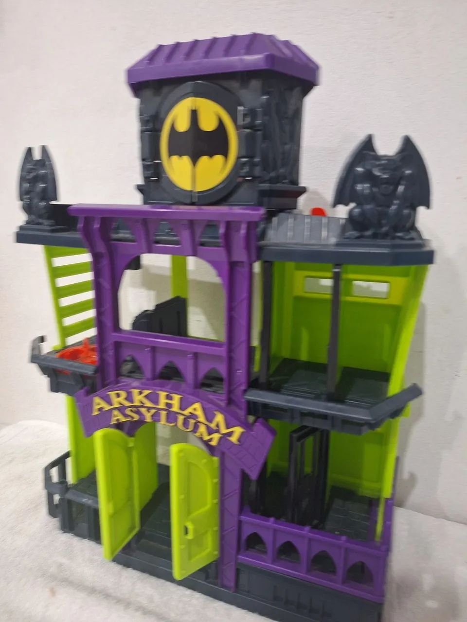 Castelo Batman Arkham Asylum Imaginext  - Foto 4