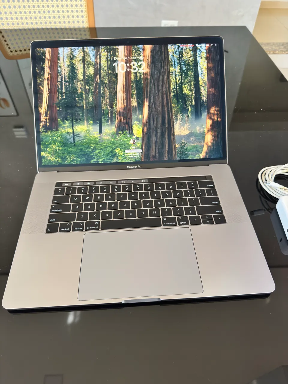 macbook pro touch bar 2018