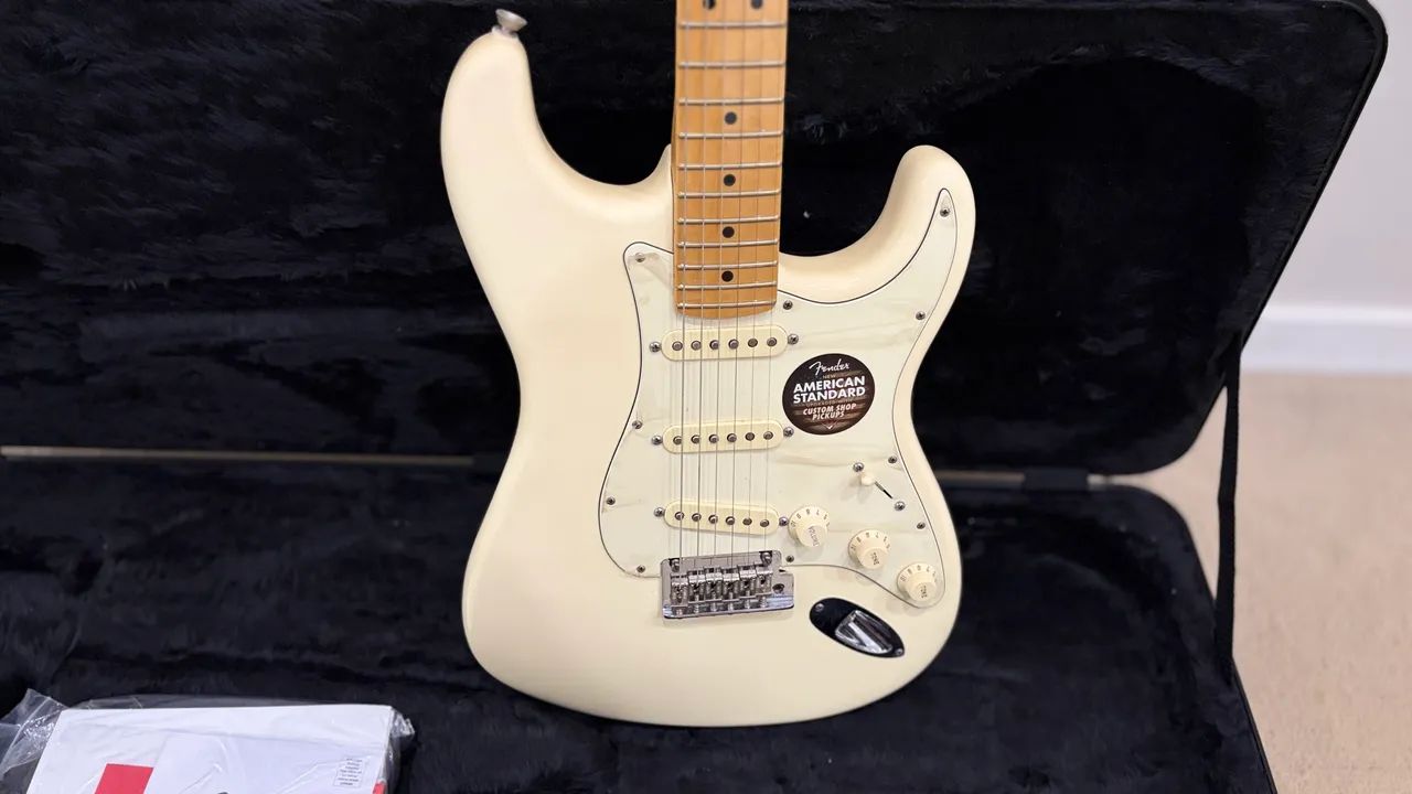 Fender Stratocaster - Foto 4