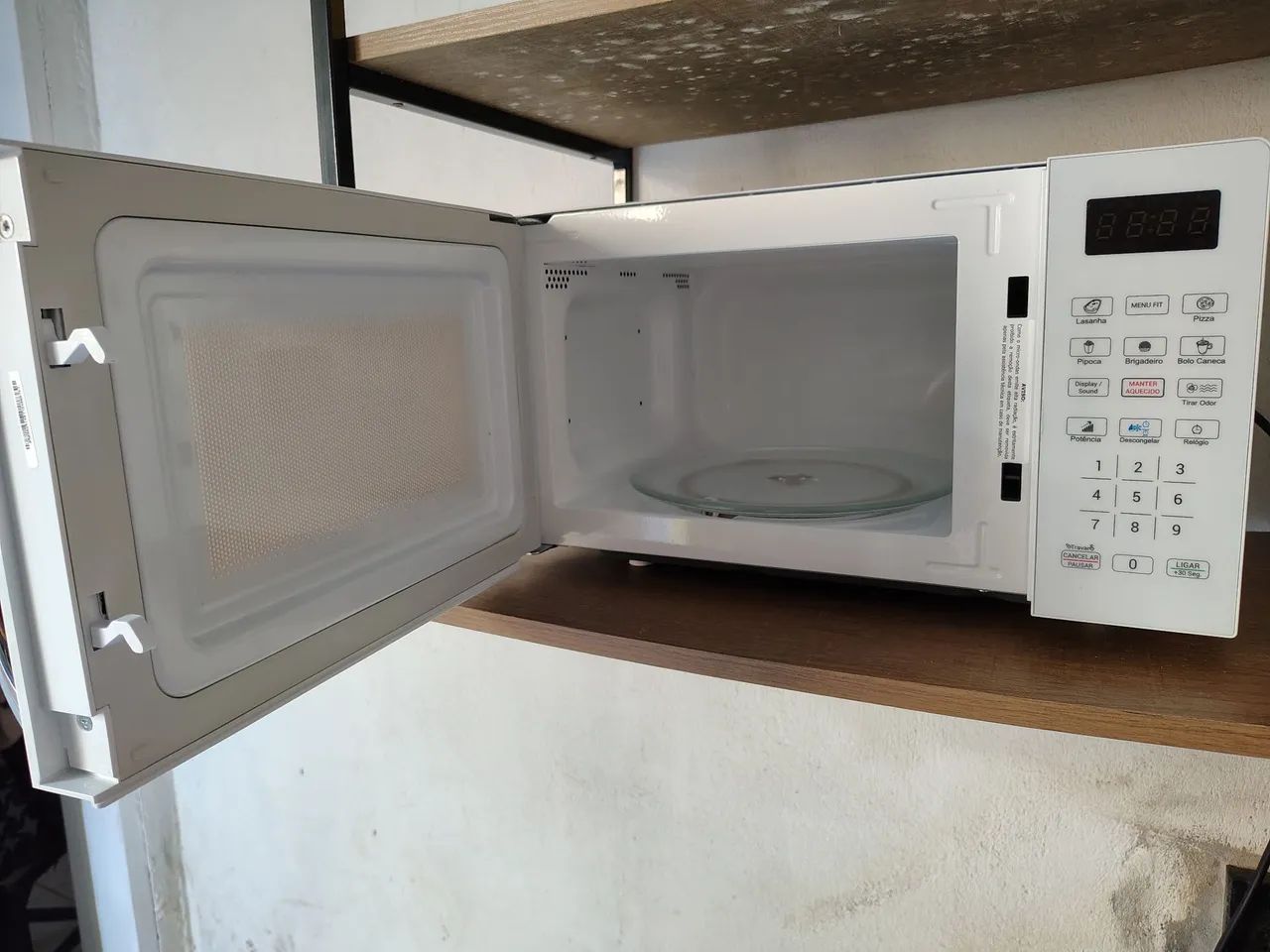 Microondas Philco 20L, com pouco tempo de uso  - Foto 5