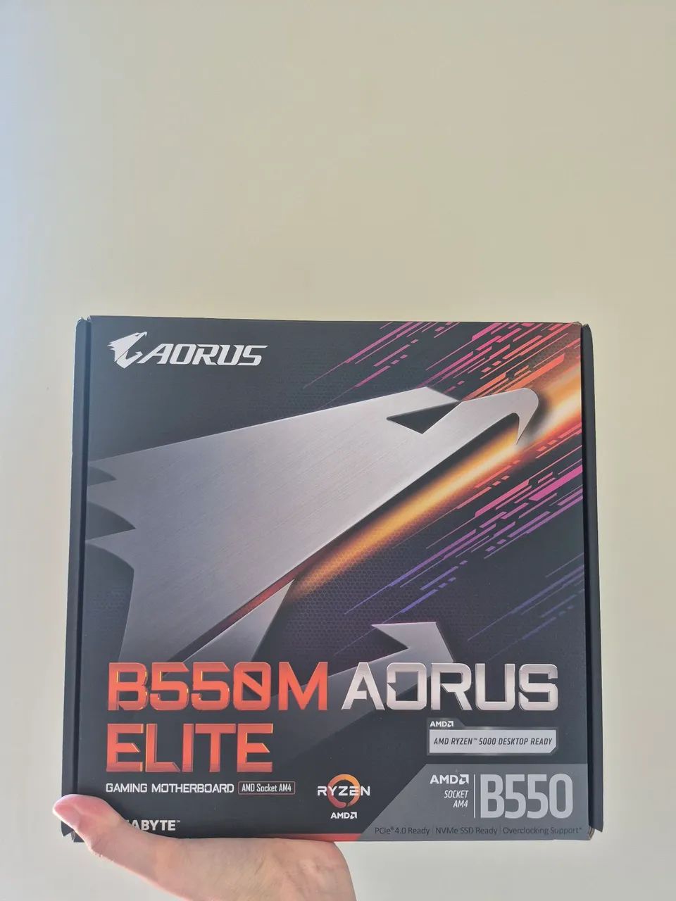 Placa-mãe Gigabyte B550M Aorus Elite
