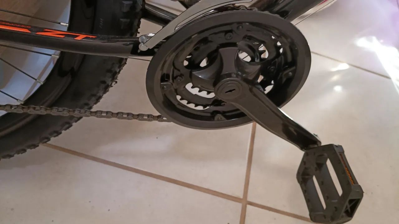 bicicleta aro 29 freio a disco - Nova - Regulada e Pronta pra Rodar ! - Foto 4