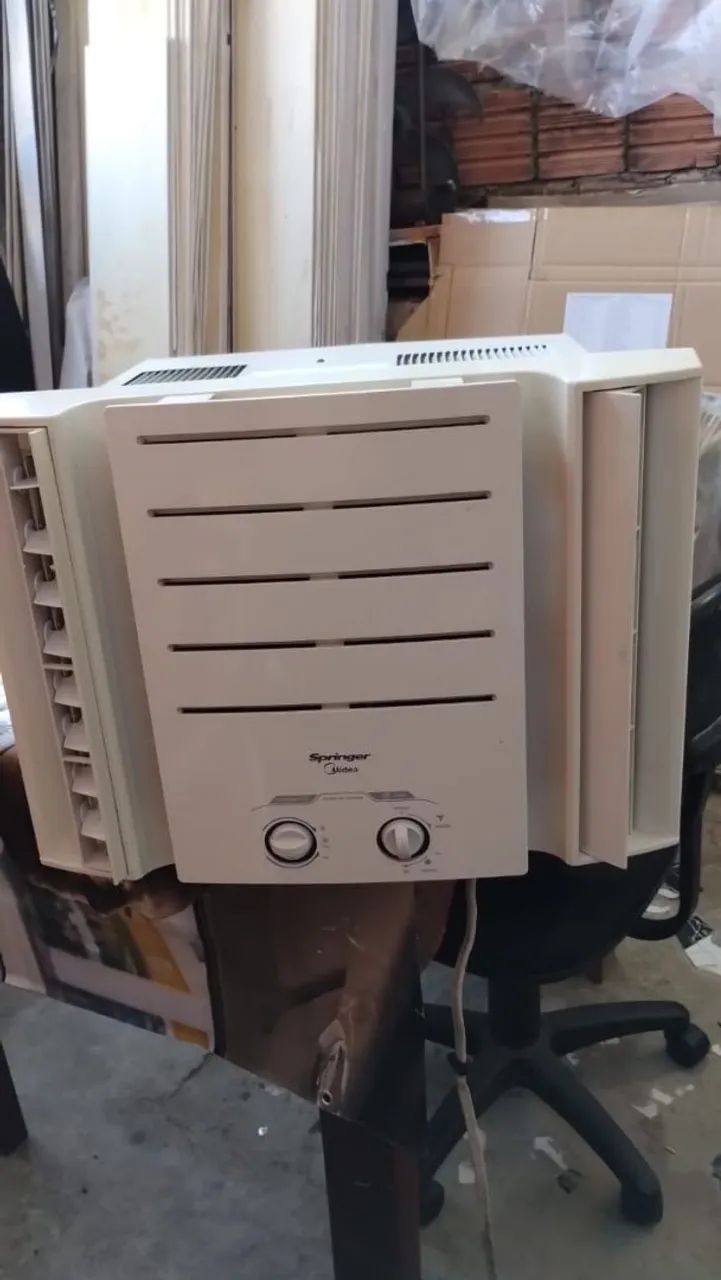 Ar de janela 7500