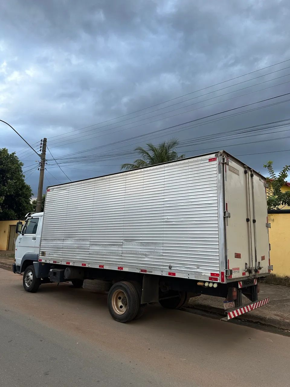 VW 8.150 E Delivery Plus 2010 - Baú - Foto 5
