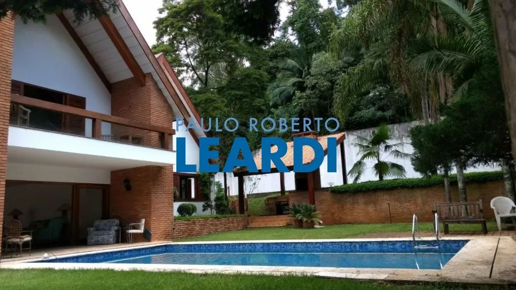 CASA EM CONDOMÍNIO - PANAMBY - SP