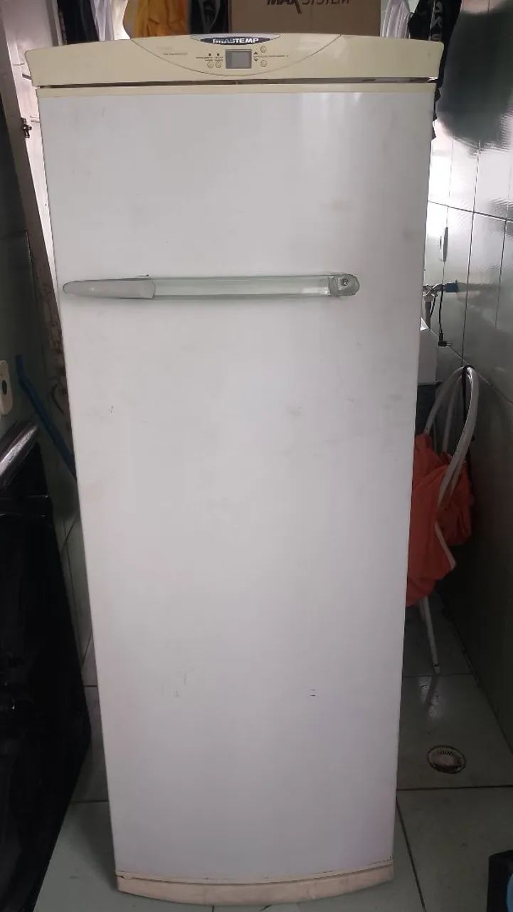 Freezer Brastemp semi novo  - Foto 2