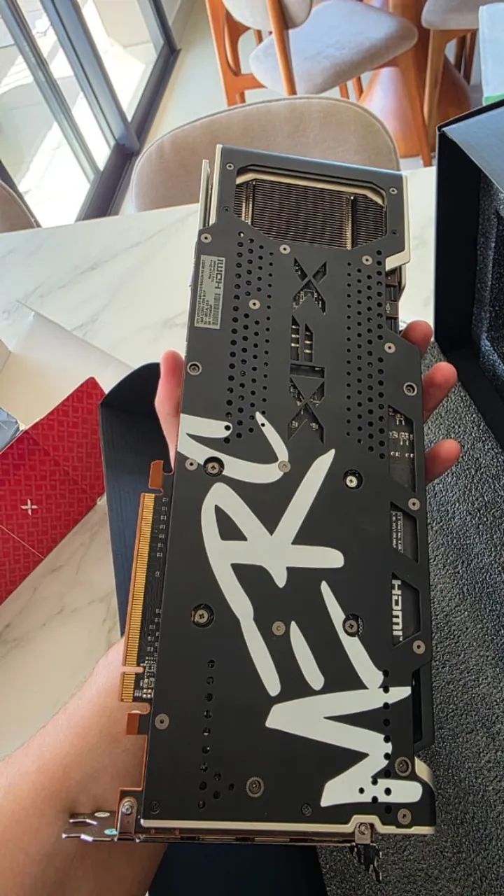 Placa de Vídeo AMD Radeon 6800XT Merc Usada - Foto 5