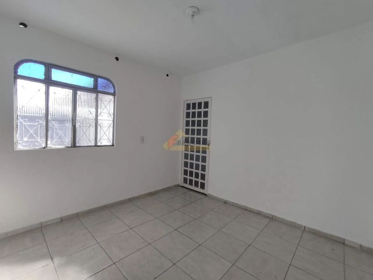 Casa para aluguel, 1 quarto, 2 vagas, Interlagos - Divinópolis/MG - Foto 5