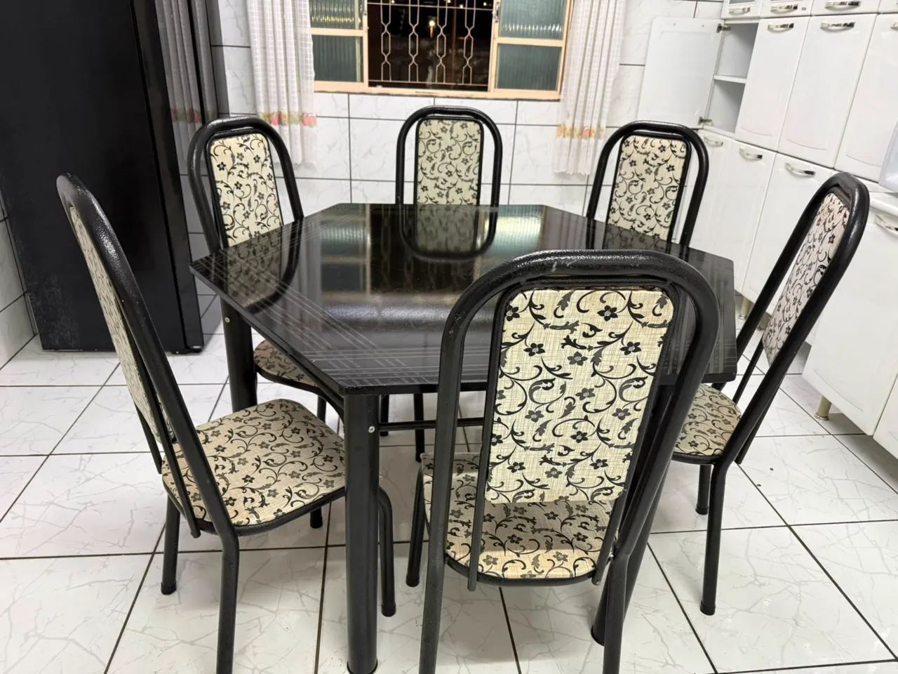 Mesa 6 cadeira 