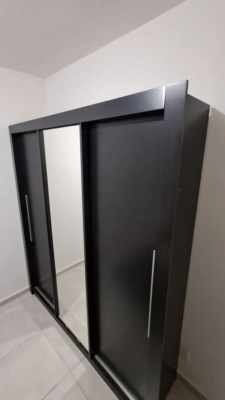 Guarda-roupa 