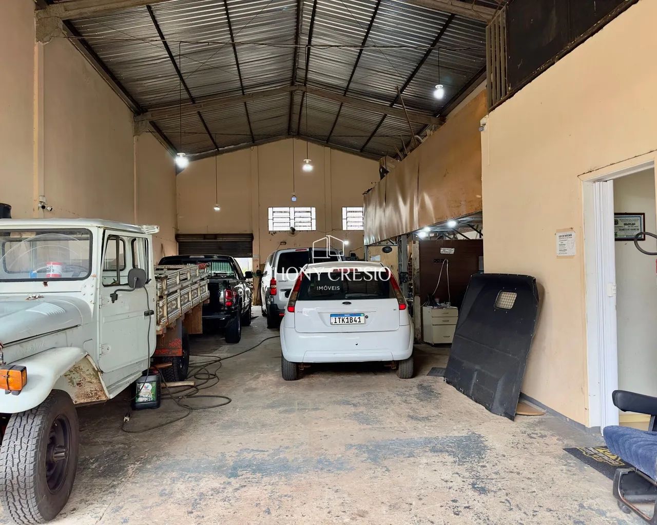 Barracão comercial à venda na Avenida Morangueira em Maringá - Foto 2
