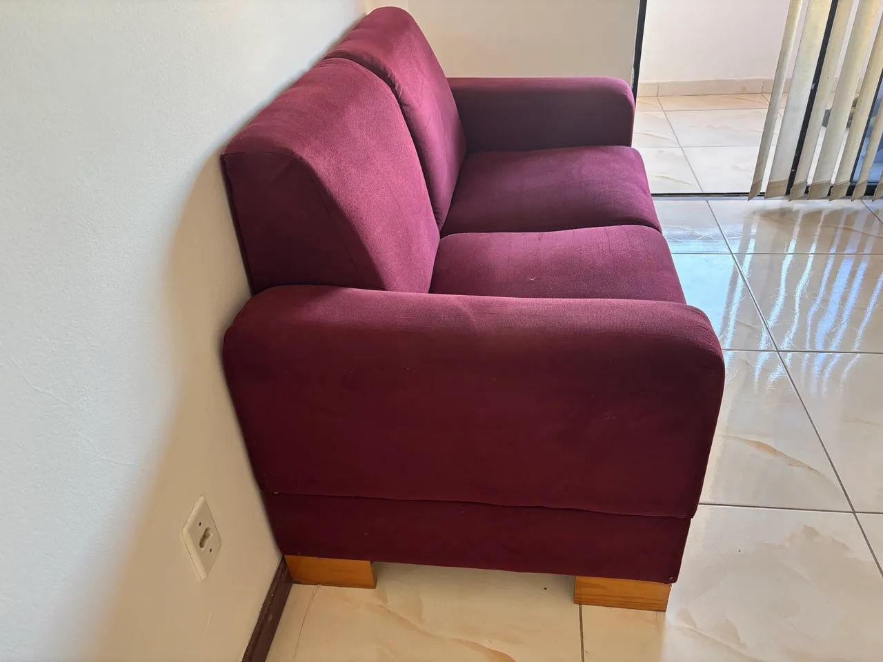 Sofá 2 lugares 