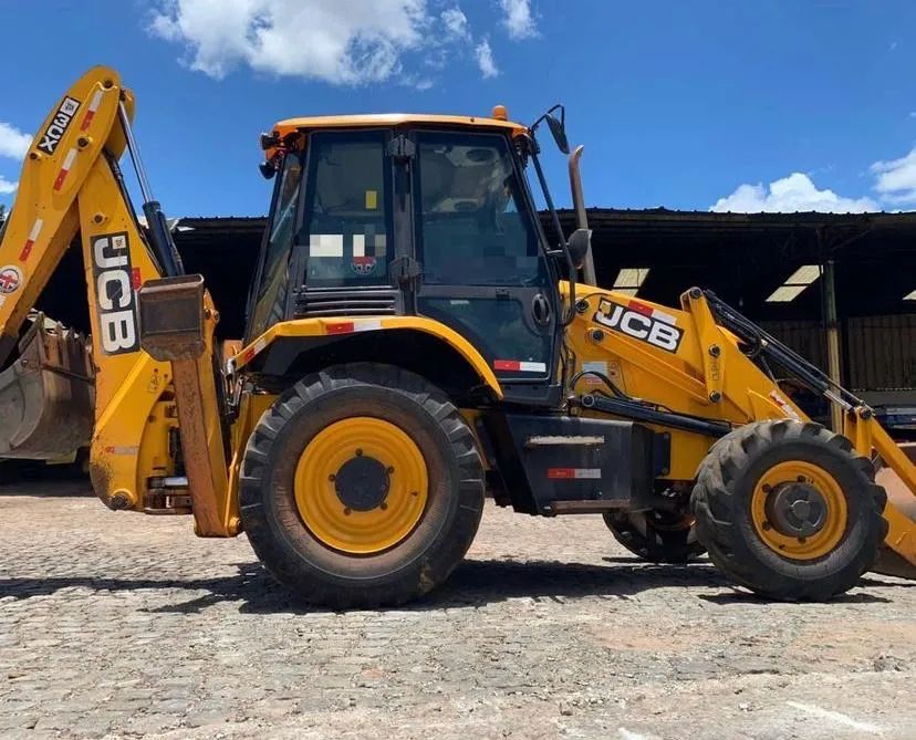 Retroescavadeira JCB 3CX 19/19 - Entrada R$15.000 - Foto 2