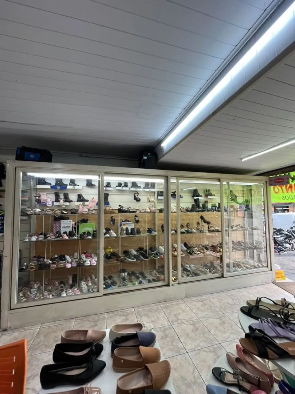 Balcão e Vitrine de vidro  - Foto 4