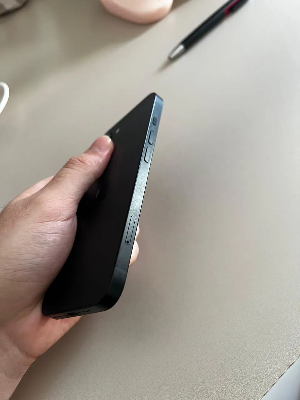 iPhone 16 e 128g aceito troca com volta - Foto 5