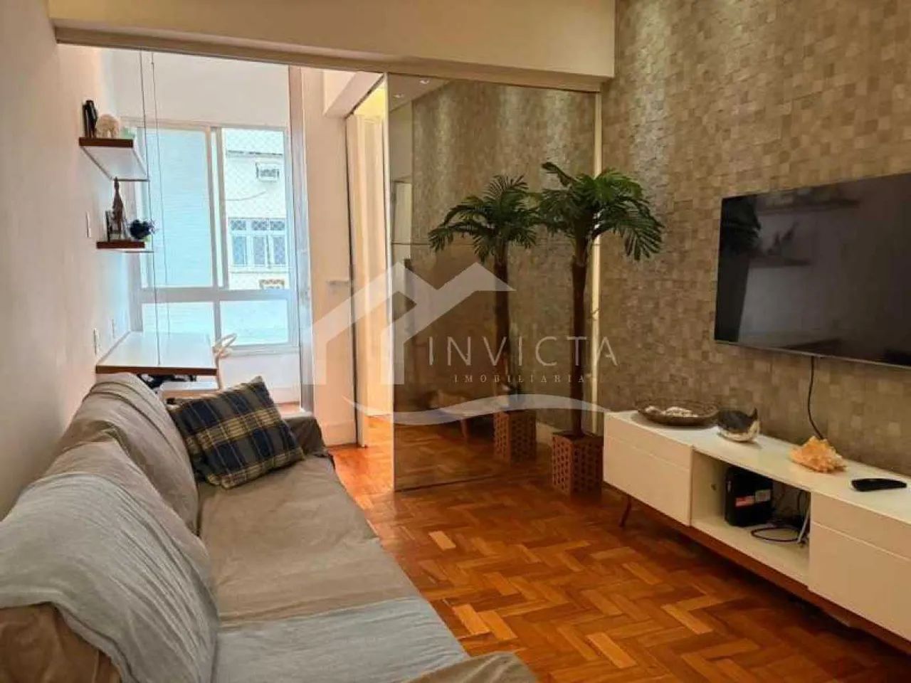 Excelente 2 quartos reformado na quadra da praia do posto 5!!! - Foto 3