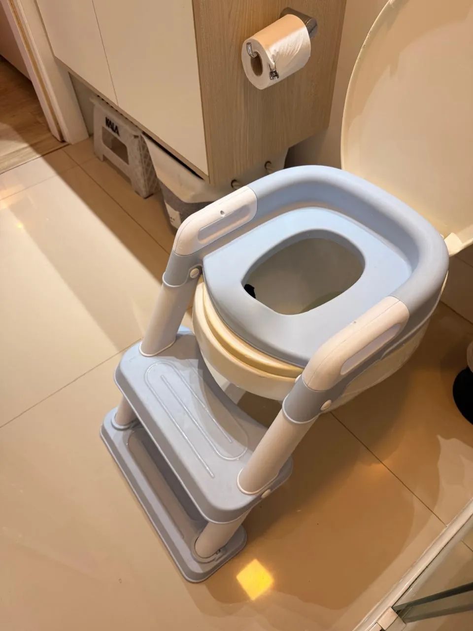 Redutor De Assento Infantil Com Escada - Foto 2
