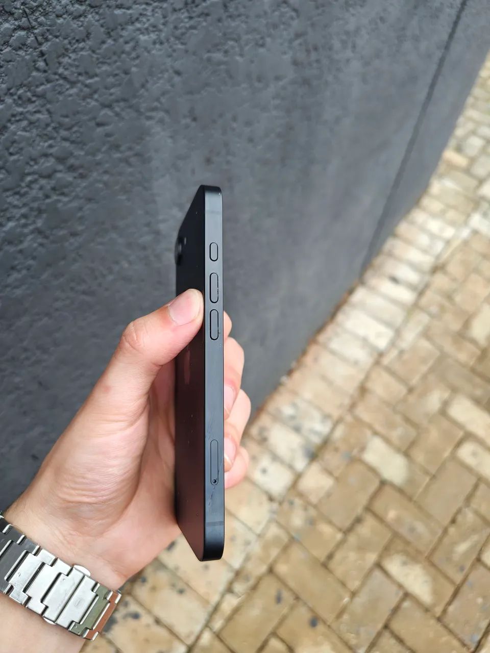iPhone 16e 128G 97% de bateria (Ainda na garantia) - Foto 2