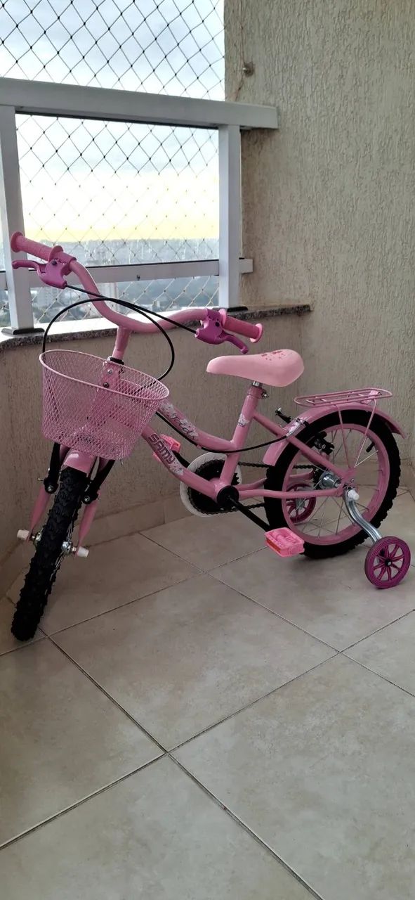Bicicleta infantil aro 16 com rodinhas e cesta - Foto 2