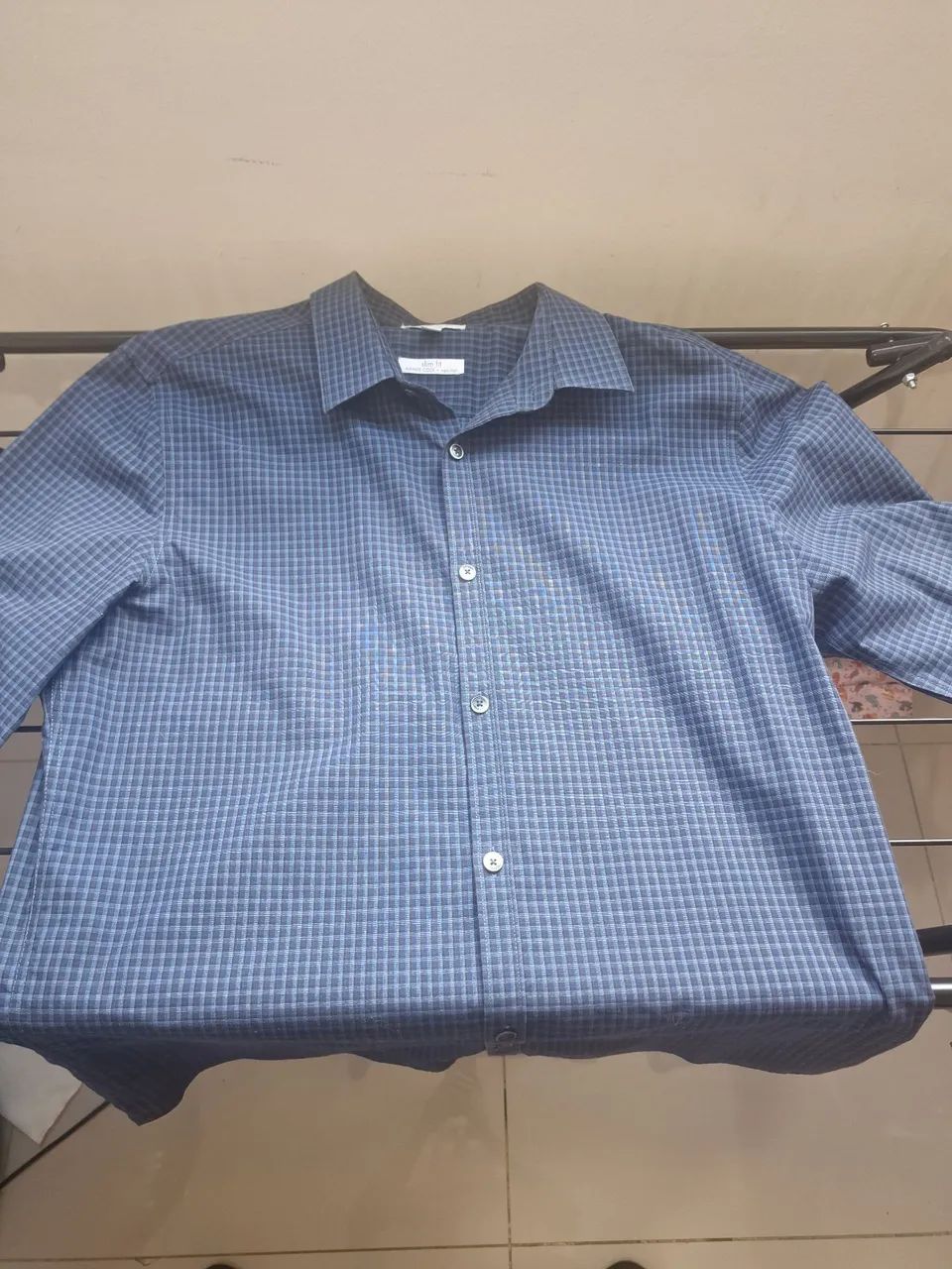 Camisa social original da Calvin Klein azul 100% algodão  - Foto 2