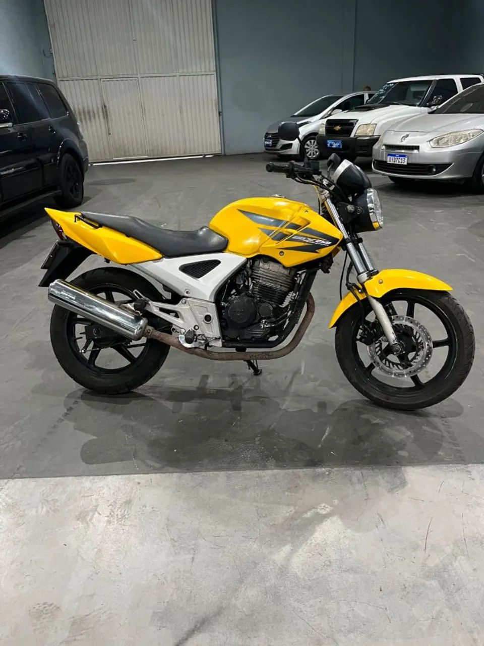 CBX Twister 250 - Foto 2