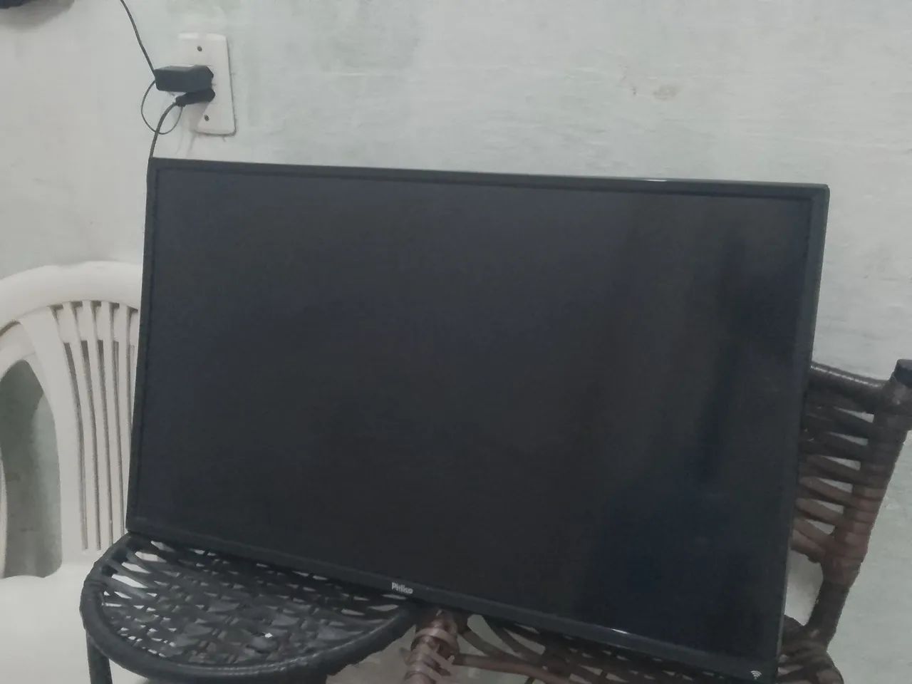Tv com defeito pra retirada de pecas  - Foto 2