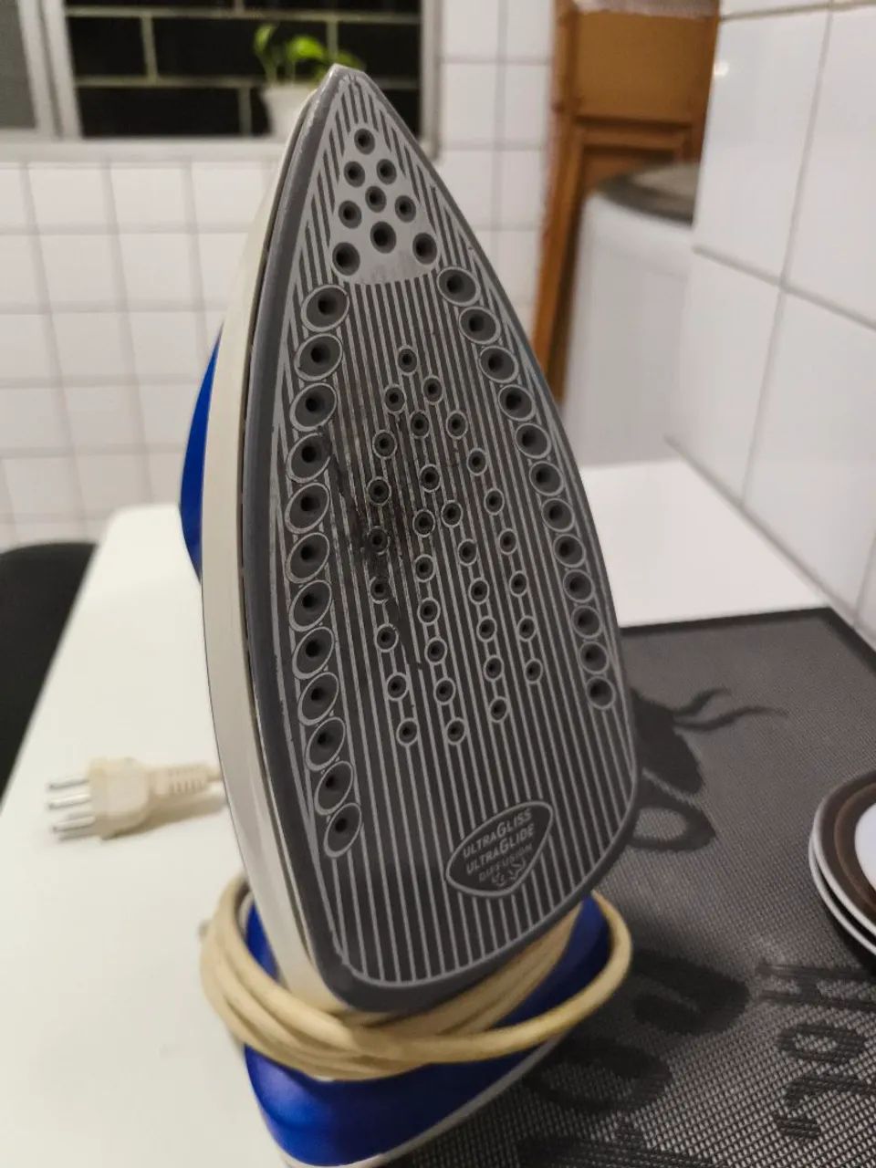 Ferro de passar a vapor
