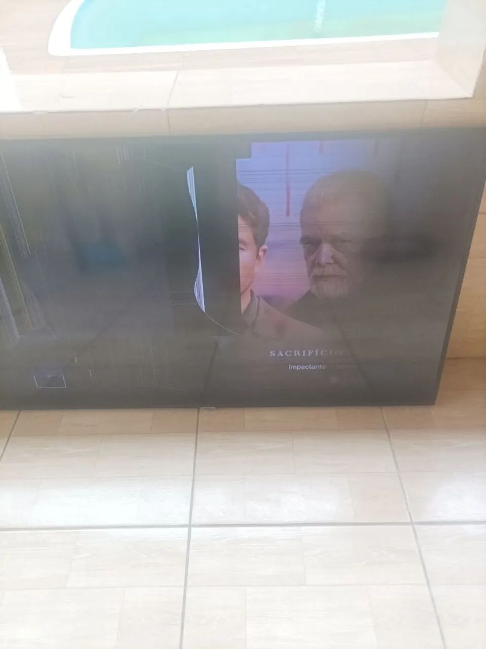 Vendo tv Samsung 55 polegadas com defeito na tela 