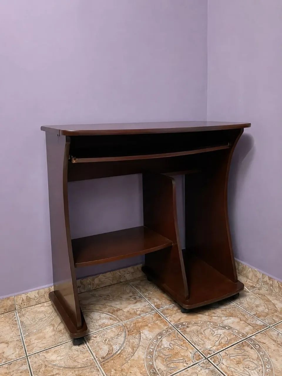 Escrivaninha/mesa para computador  - Foto 2
