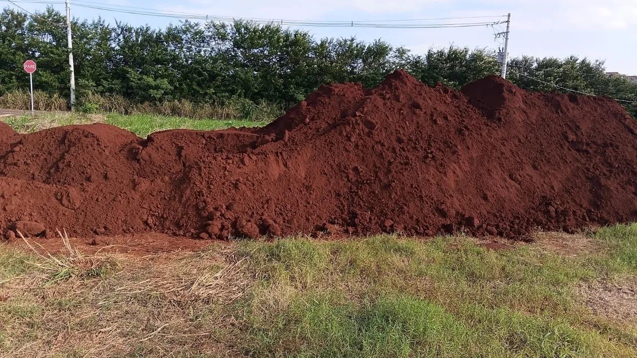 Escavações Baldrames Piscinas e Valetas em Geral - Foto 2