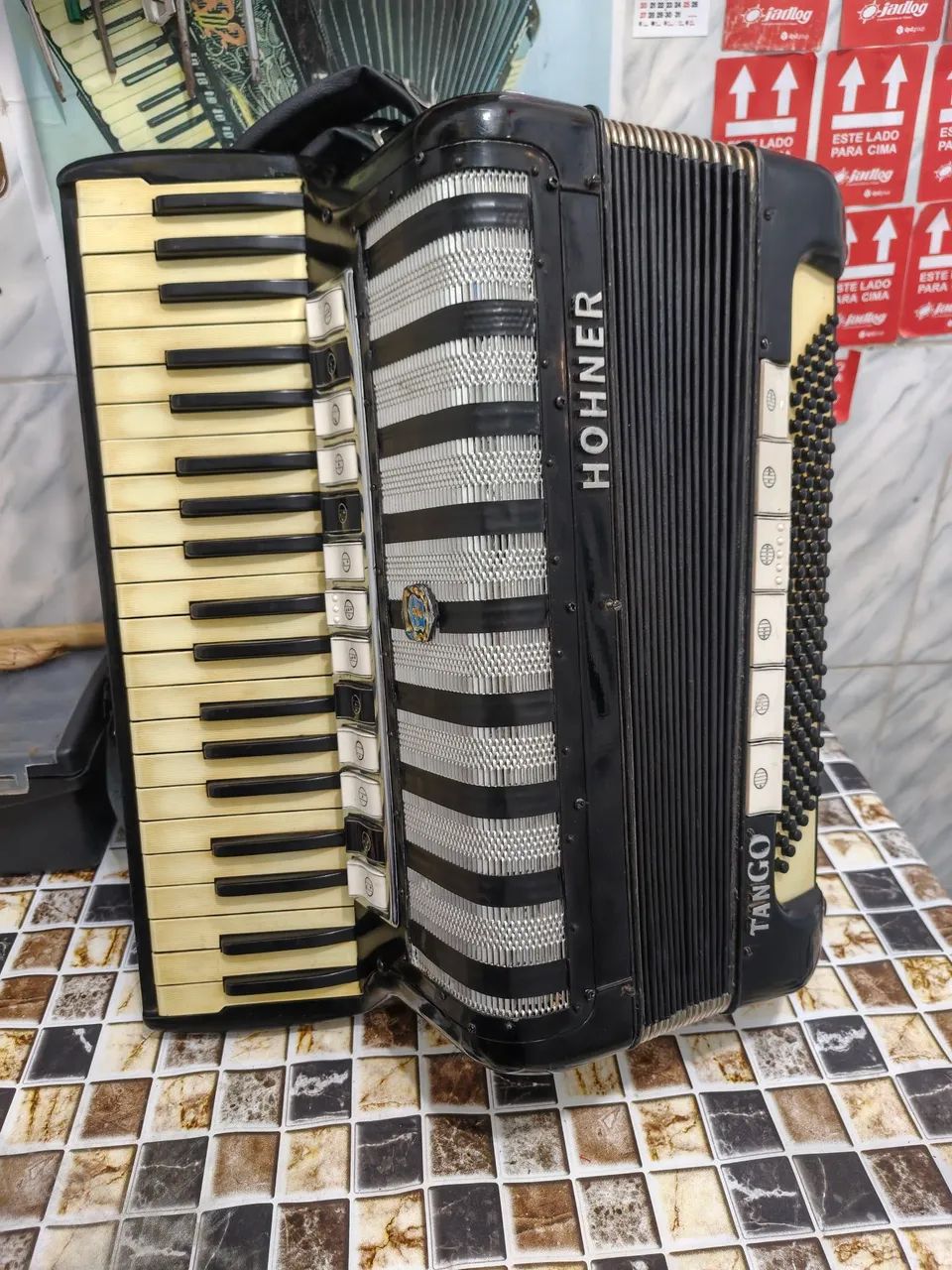 Sanfona HOHNER QUARTA  VOZ - Foto 4