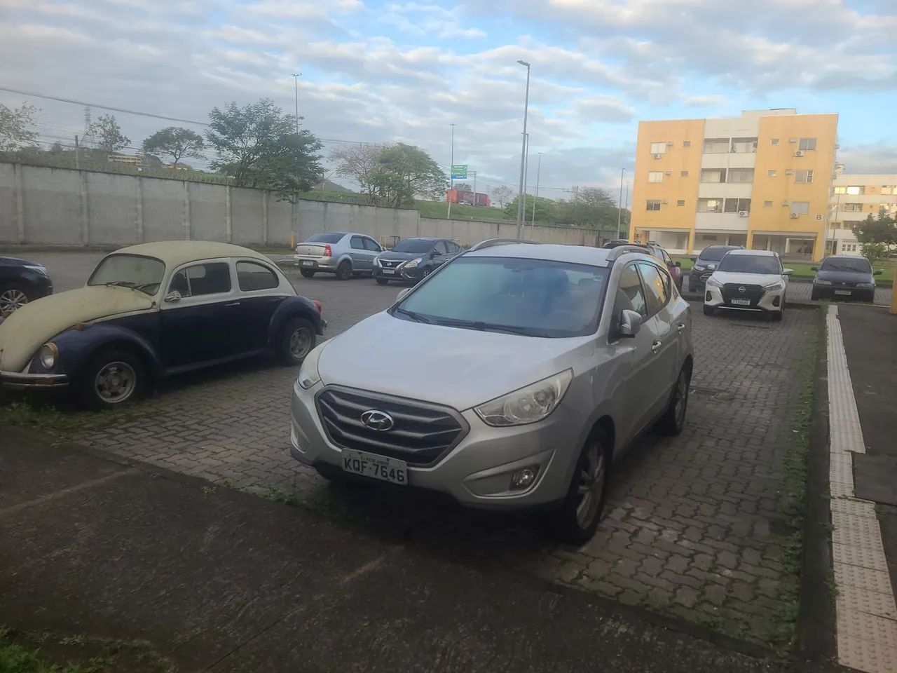 Hyundai Ix35 ix35 2.0 16V 170cv 2WD/4WD Aut. 2012
