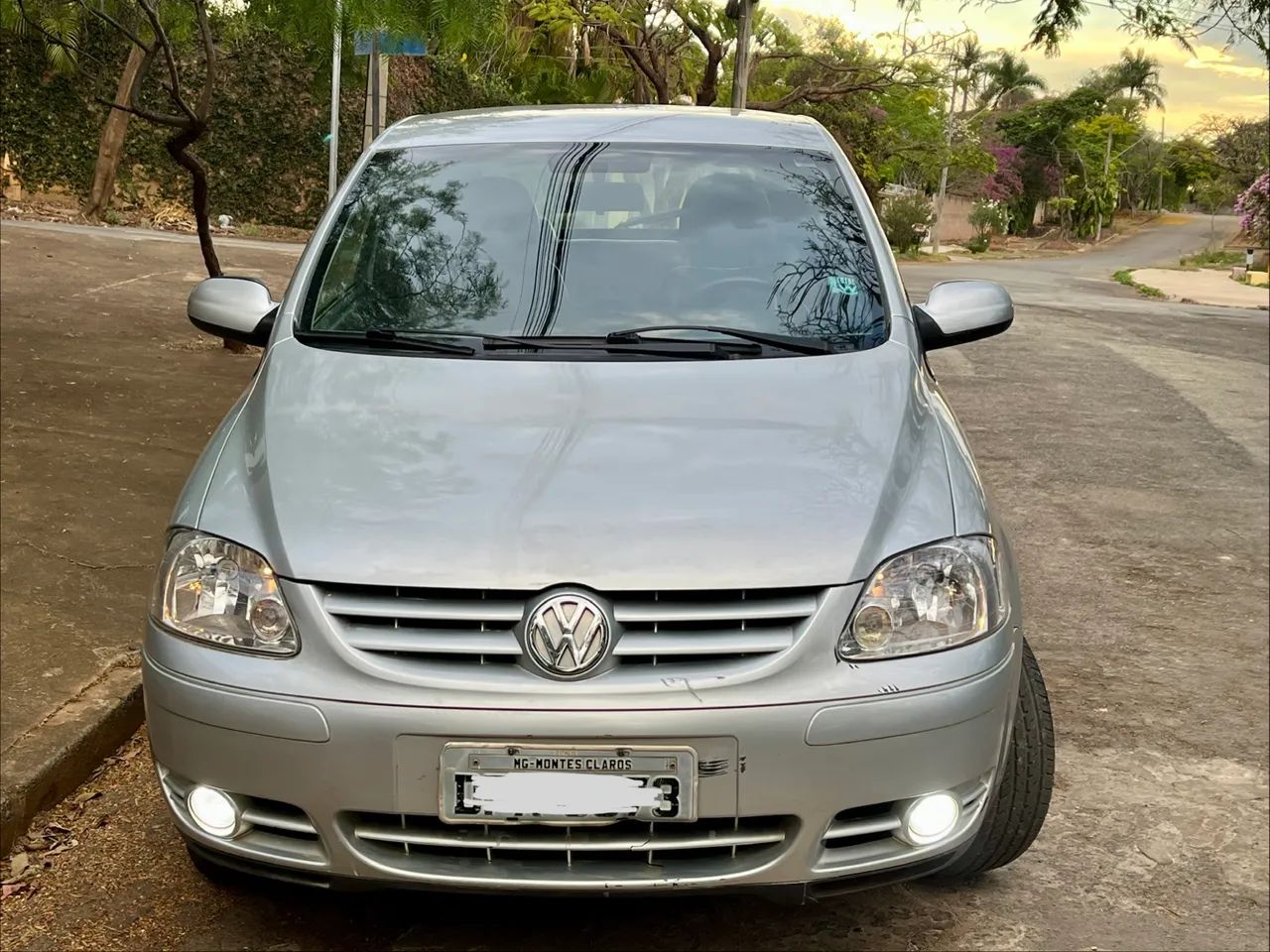 Volkswagen Fox Plus 1.6mi/ 1.6mi Total Flex 8V 3P 2005