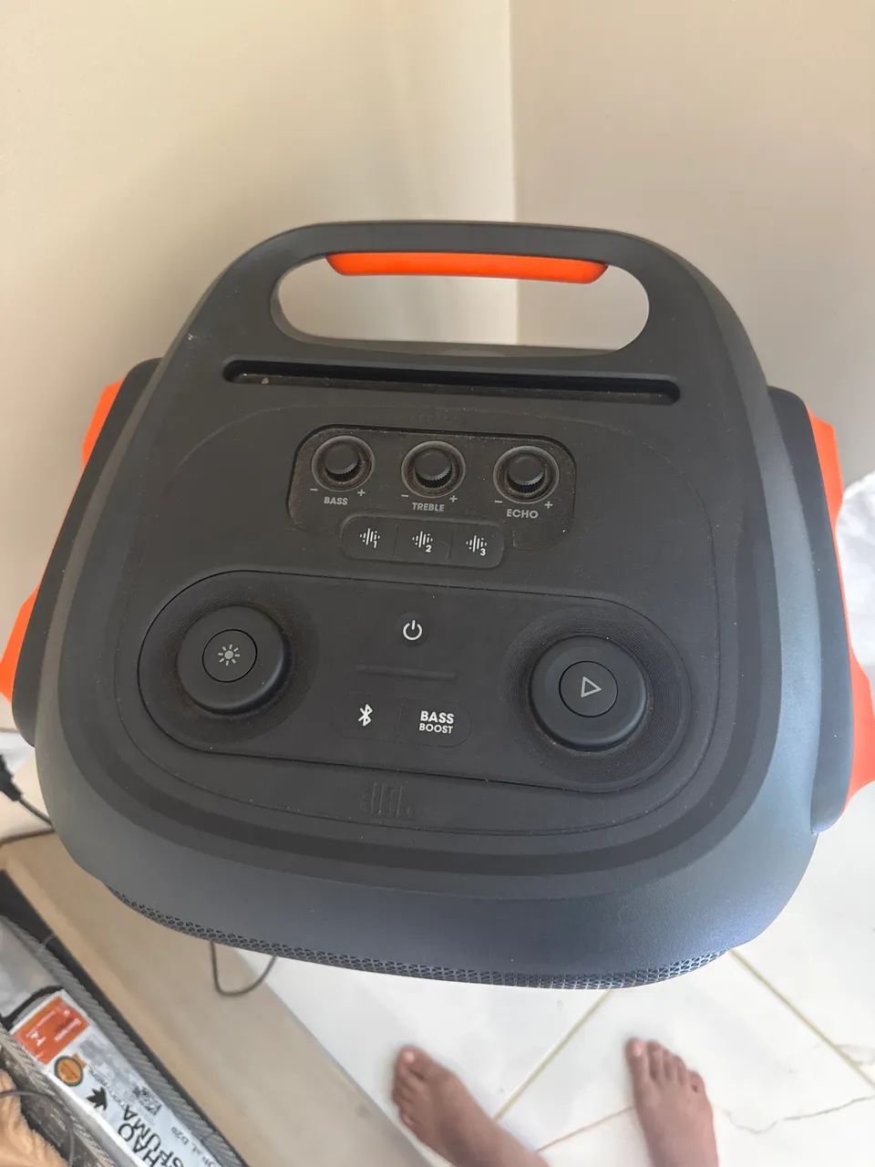 Caixa de som JBL 710  - Foto 2