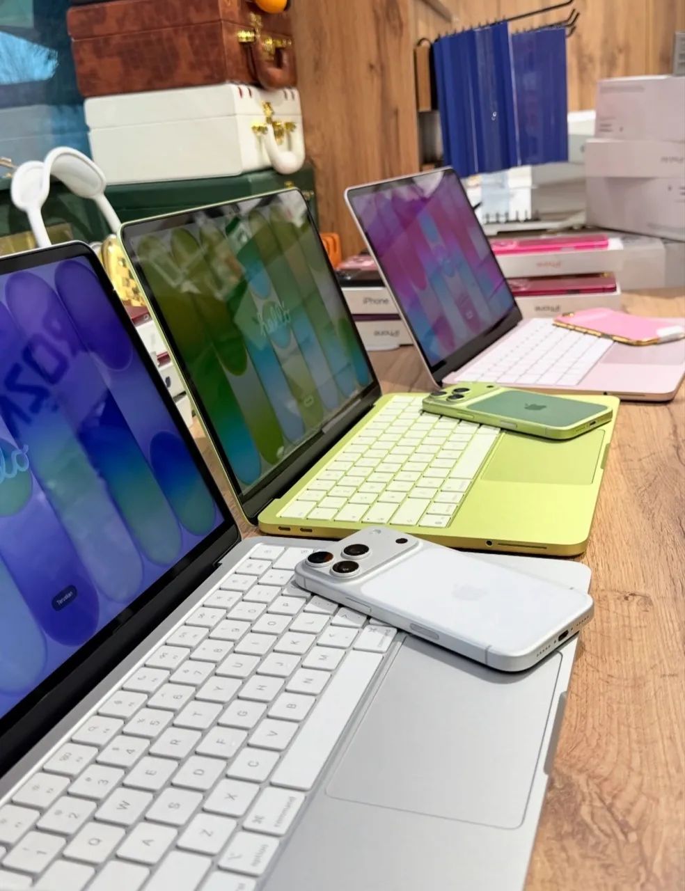 MacBook Neo 512GB 8GB RAM LACRADOS NOTA E GARANTIA APPLE