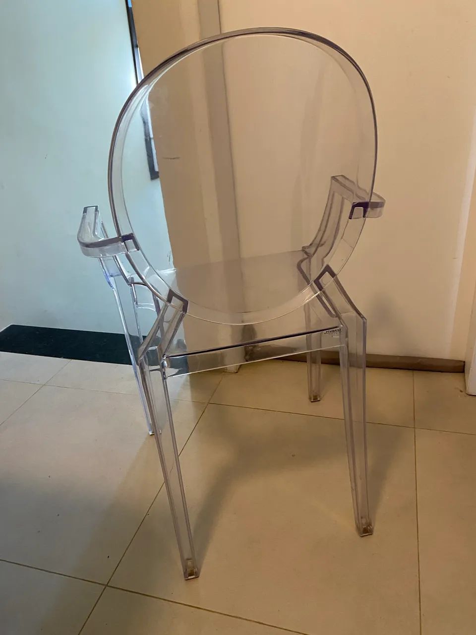 Cadeira Transparente Louis Ghost De Jantar Design Com Braço - Foto 2