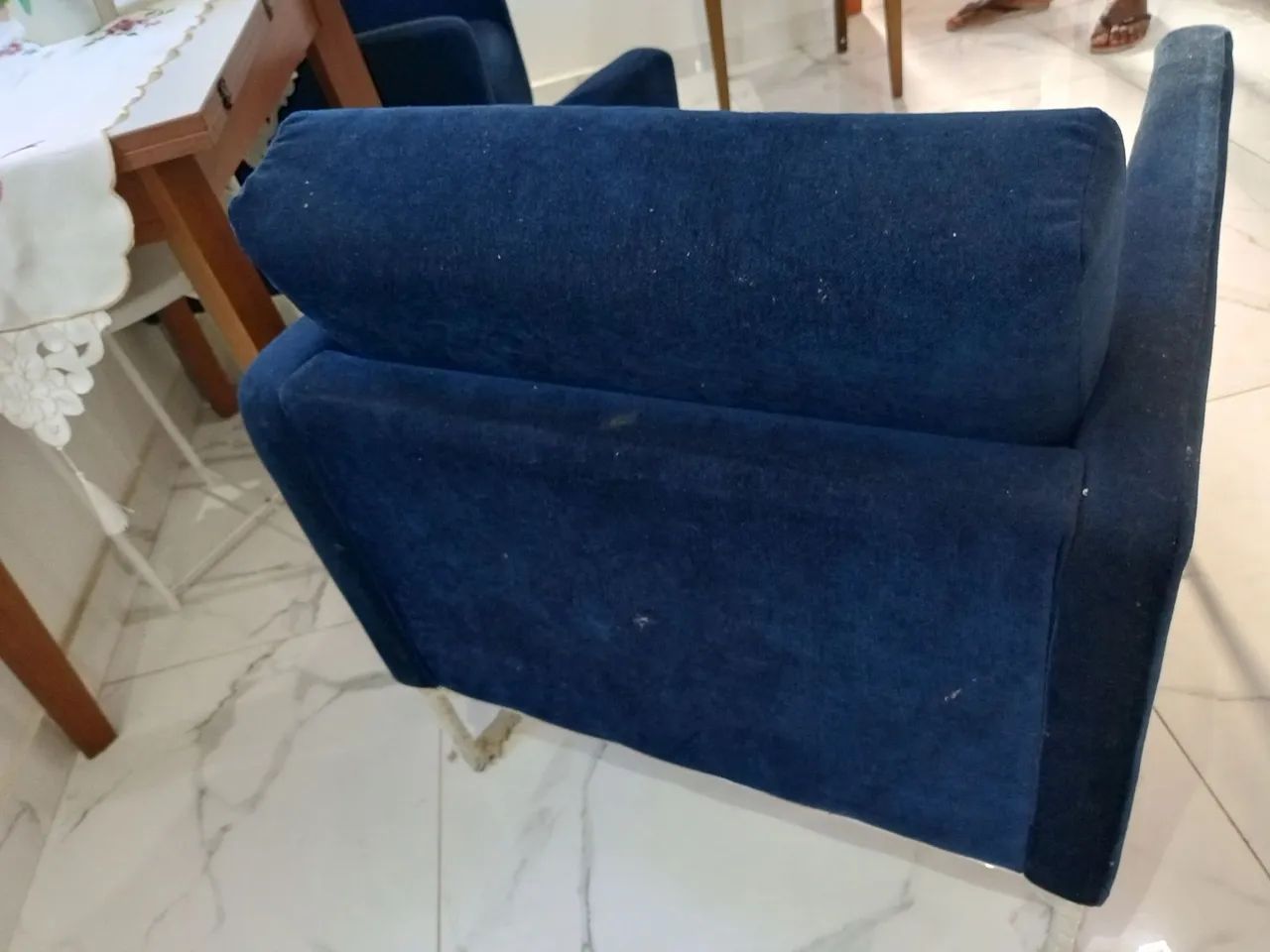 Poltrona luxuosas todo no Suede  - Foto 3