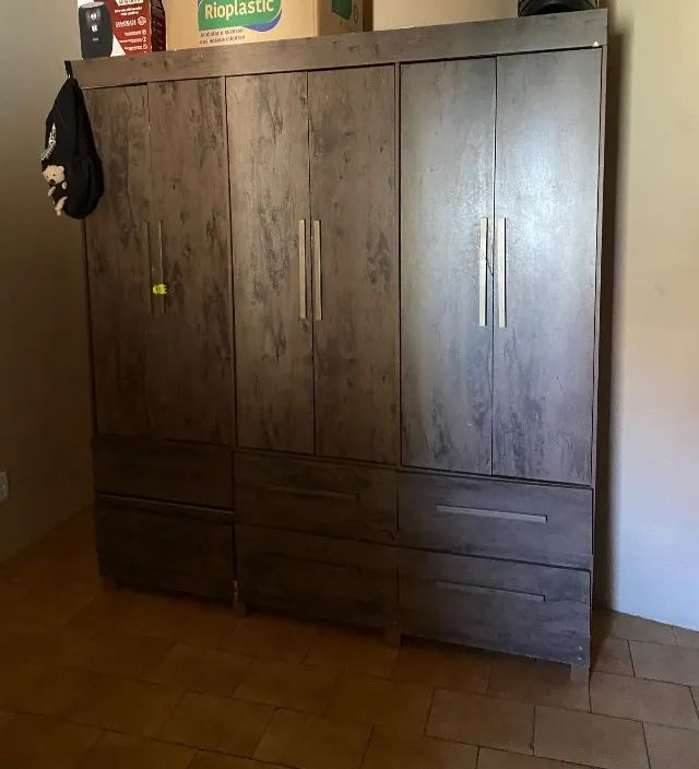 Guarda Roupa
