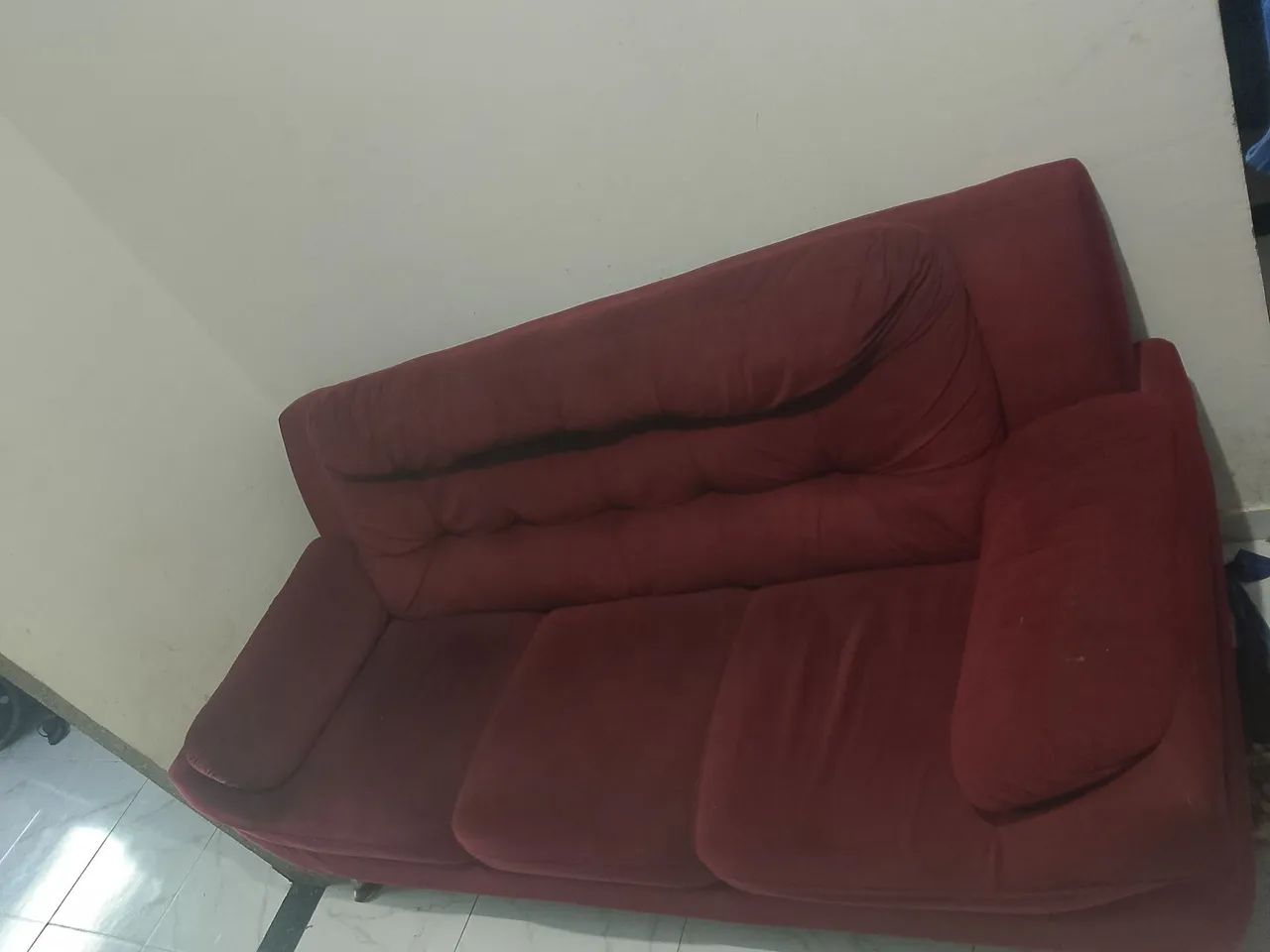 Sofá 3 lugares perfeito estado  - Foto 3