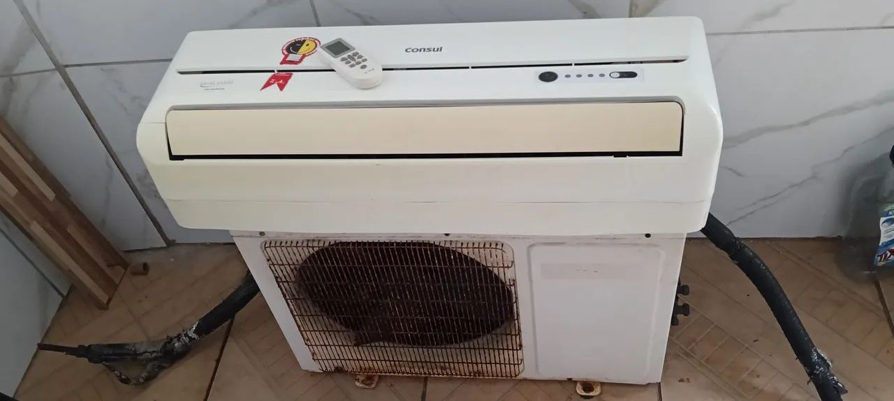 Ar condicionado Consul 12mil BTUs com defeito