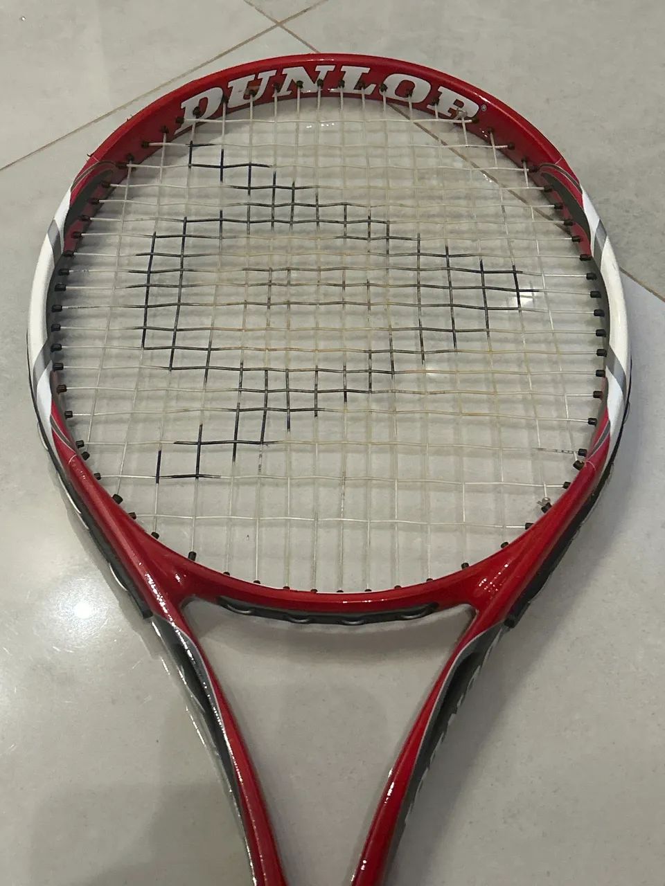 ソフトテニス　DUNLOP赤　100球　中古 Raquete de tênis Dunlop X-Fire leia a descrição - Esportes de
