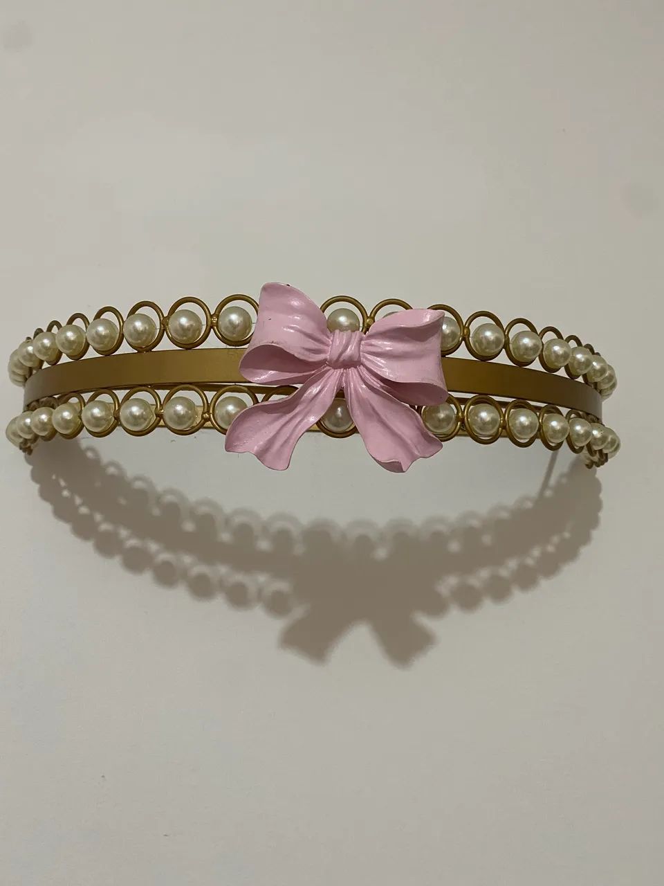 Dossel dourado de pérolas com laço  - Foto 4