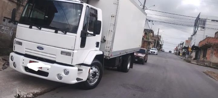 Vende com serviço Ford toco bau refrigerado - Foto 2