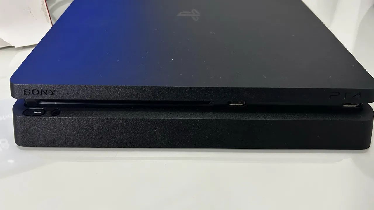 PS4 Slim 1TB - Foto 4