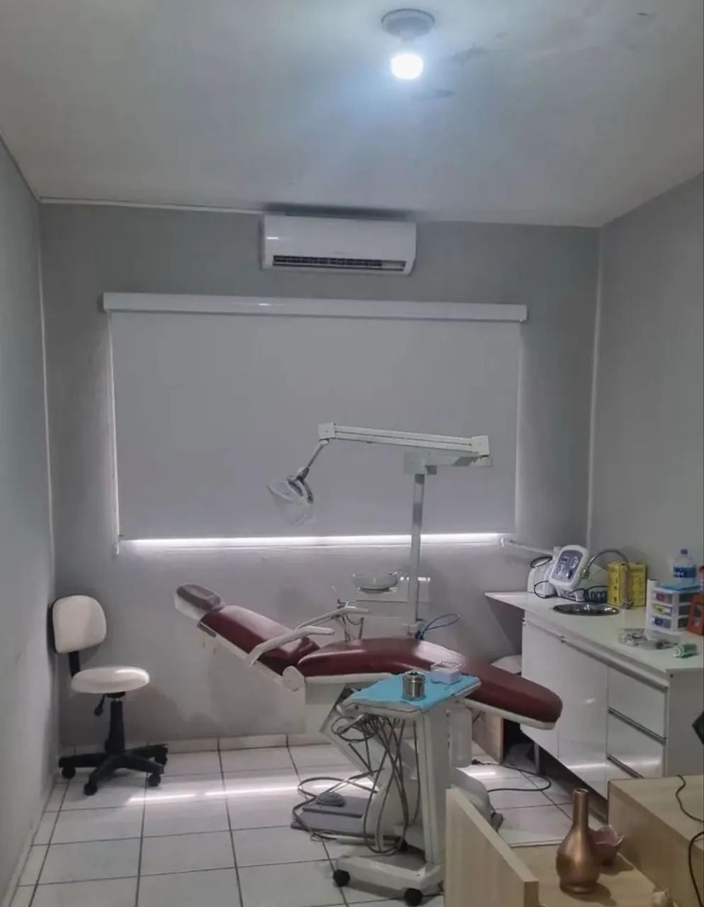 Cadeira odontológica Dani + compressor 