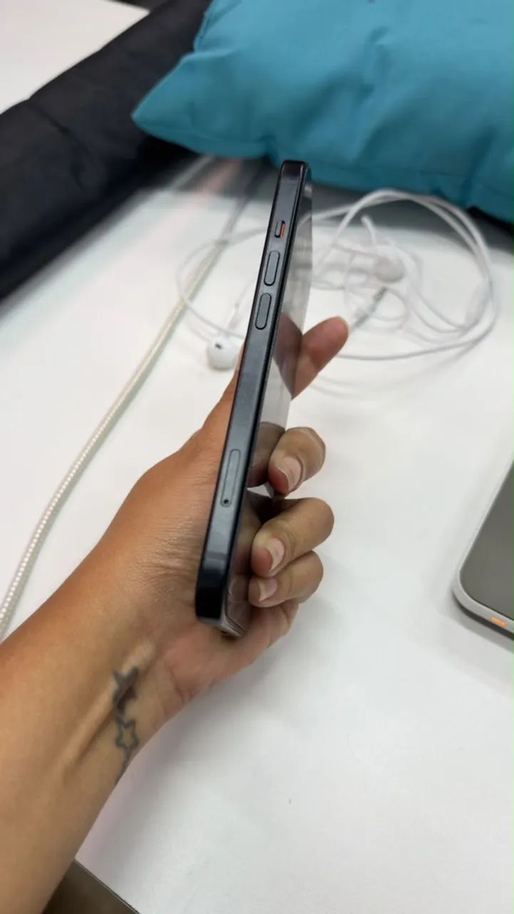 iPhone 15 - 128GB 87% Bateria - Foto 3