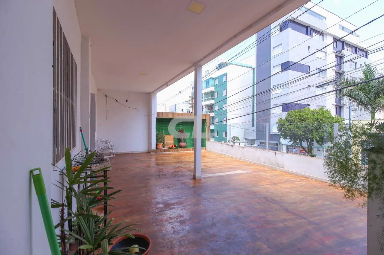 Casa, 6 quartos, 5 suites, 2 vagas - Foto 2